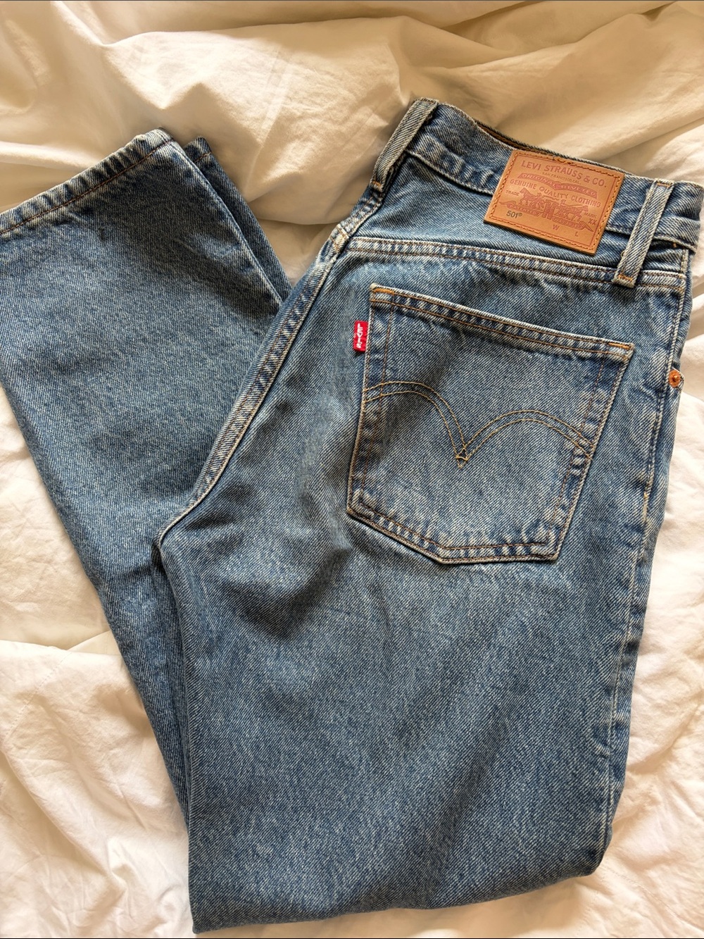 Levi's Men's Light Blue Straight Leg Jeans